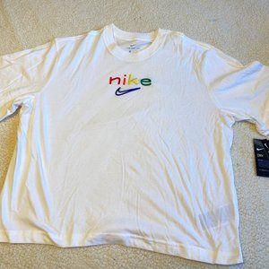 NWT Nike Women's Dri-FIT Boxy Rainbow Training Tee T Shirt